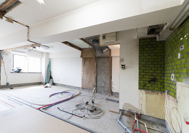 スケルトン工事の必要性とタイミングの見極め方